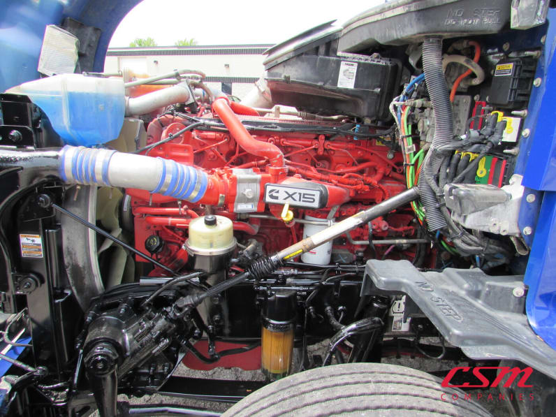 Drivers side engine for this 2022 Kenworth T680 (Stock number: UNJ467115)