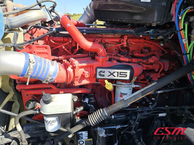 Drivers side engine for this 2022 Kenworth T680 (Stock number: UNJ467145)