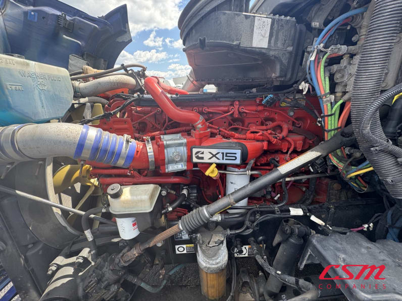 Drivers side engine for this 2022 Kenworth T680 (Stock number: UNJ467162)Weeee