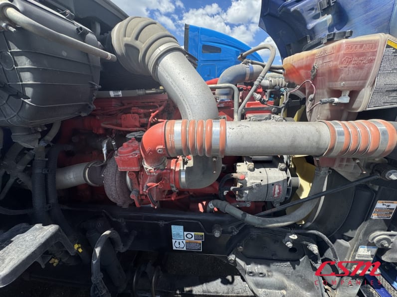 Passenger side engine for this 2022 Kenworth T680 (Stock number: UNJ467162)Weeee