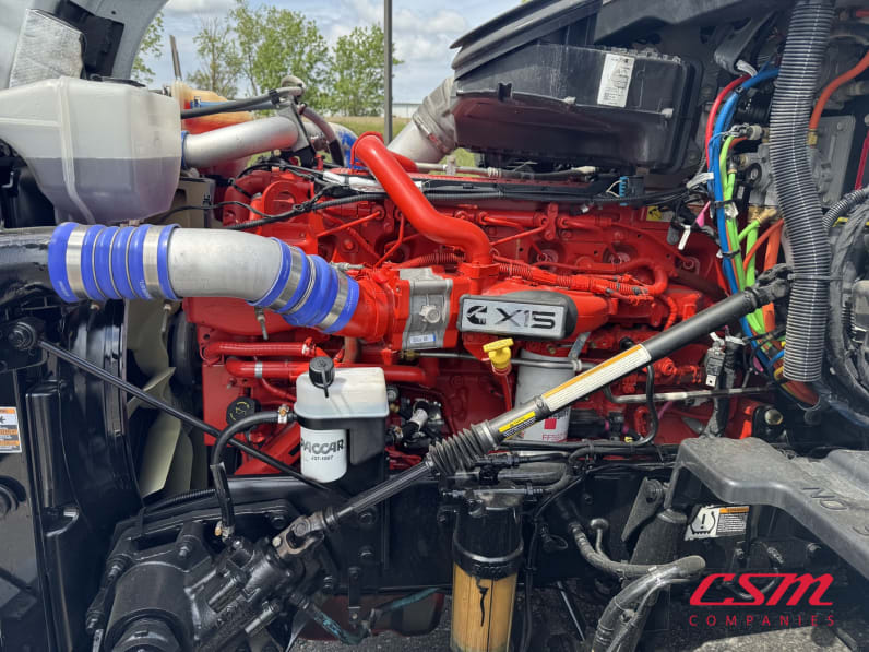 Drivers side engine for this 2022 Kenworth T680 (Stock number: UNJ467165)