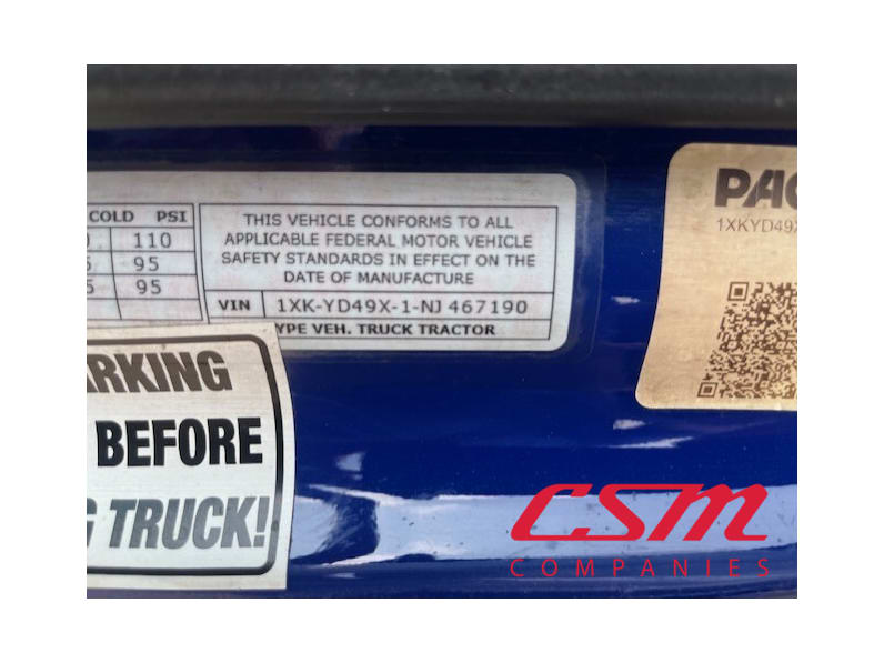 VIN tag for this 2022 Kenworth T680 (Stock number: UNJ467190)