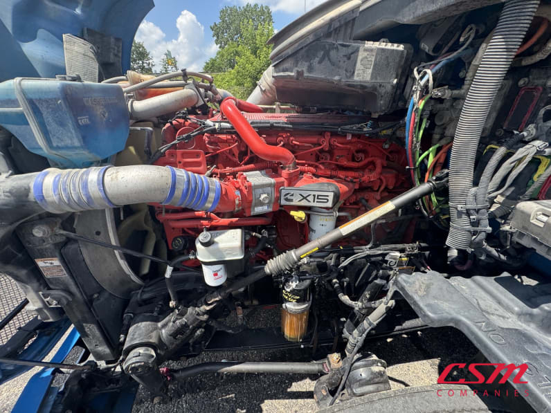 Drivers side engine for this 2022 Kenworth T680 (Stock number: UNJ467203)Weeee