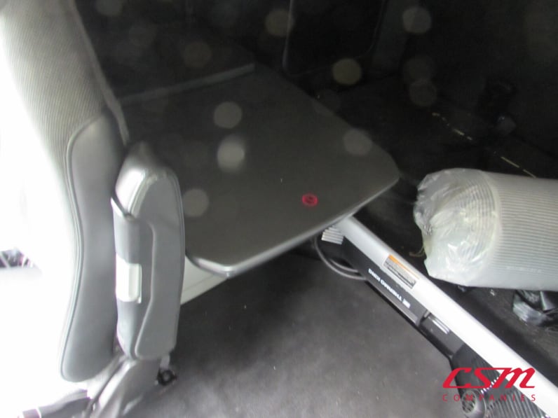 Interior passenger side sleeper for this 2022 Kenworth T680 (Stock number: UNJ467311)Weeee