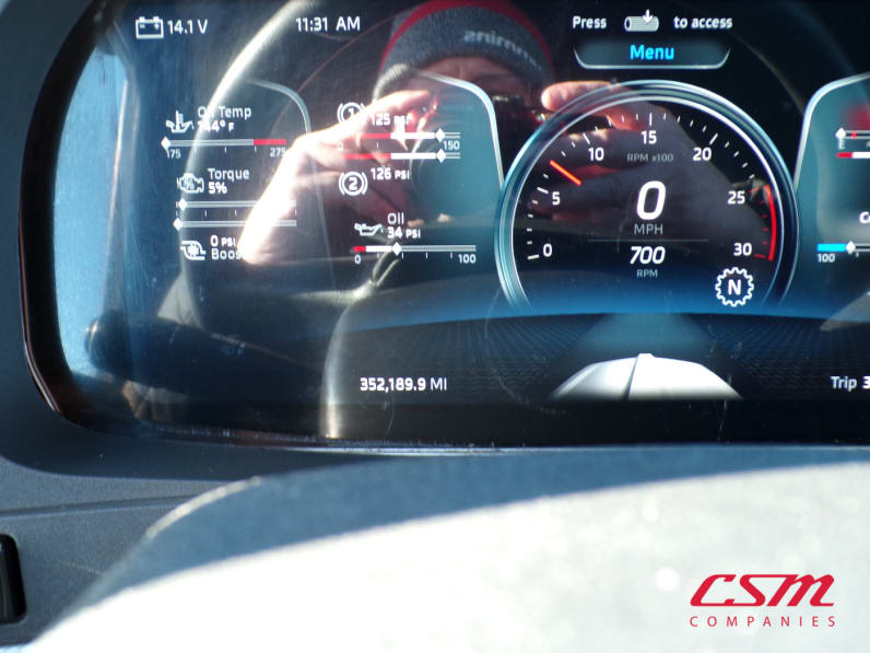 Mileage for this 2022 Kenworth T680 (Stock number: UNJ467328)