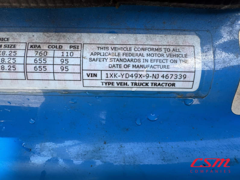 VIN tag for this 2022 Kenworth T680 (Stock number: UNJ467339)Weeee