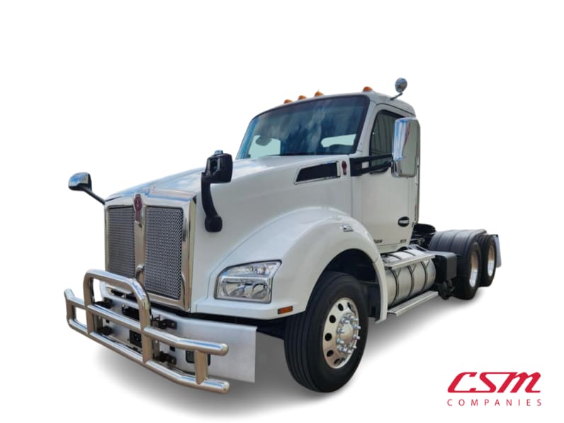 Featured image with white background for this 2022 Kenworth T880 (Stock number: UNJ471041)