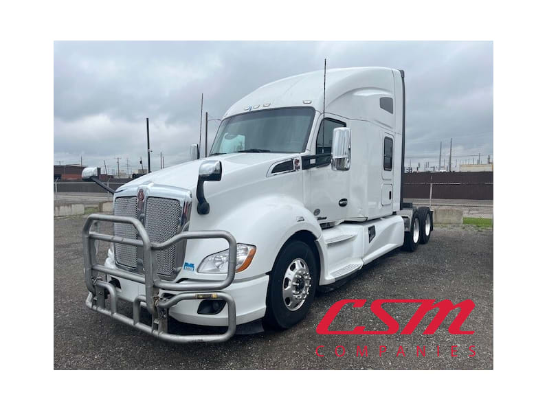 Exterior front drivers side for this 2022 Kenworth T680 (Stock number: UNJ479147)