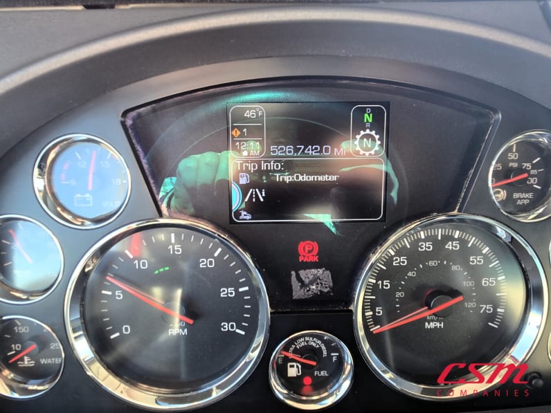 Mileage for this 2022 Kenworth T680 (Stock number: UNJ494054)