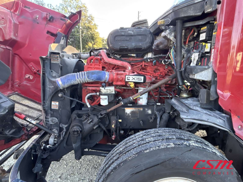 Drivers side engine for this 2023 Peterbilt 579 (Stock number: UPD806284)Weeee