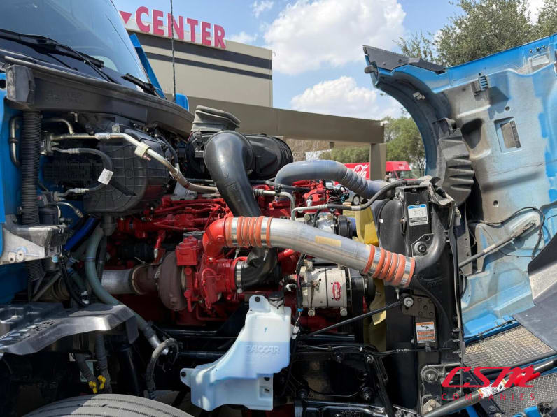 Passenger side engine for this 2023 Kenworth T680 (Stock number: UPJ216954)Weeee