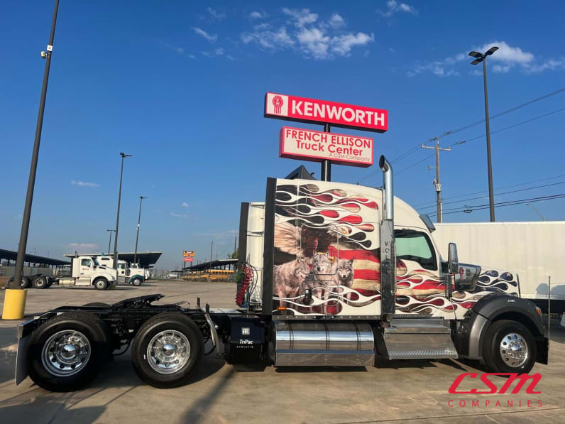 Exterior full passenger side for this 2023 Kenworth W990 (Stock number: UPJ220958)