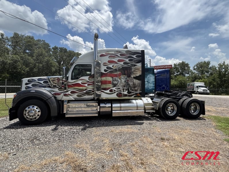 Exterior full driver side for this 2023 Kenworth W990 (Stock number: UPJ220959)