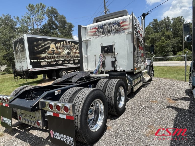 Exterior rear passenger side for this 2023 Kenworth W990 (Stock number: UPJ220959)