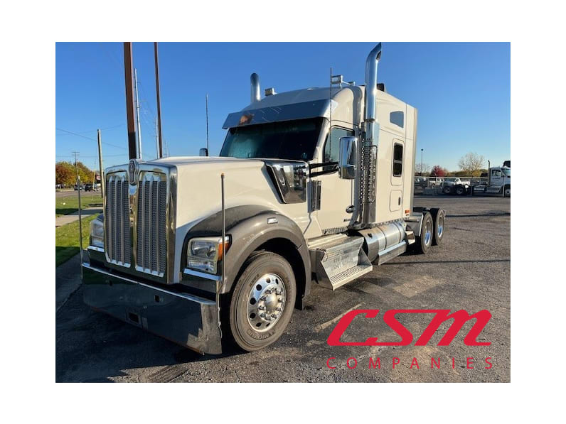 Exterior front drivers side for this 2023 Kenworth W990 (Stock number: UPJ220961)