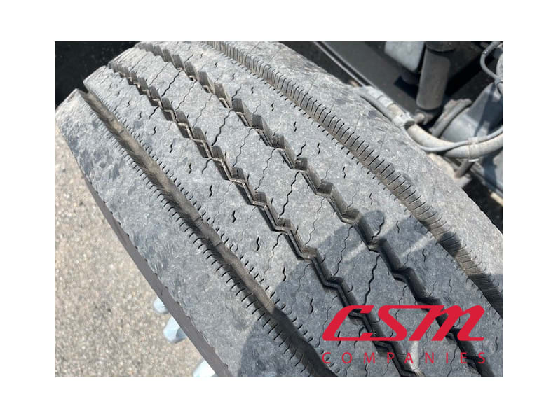 Passenger side front tire tread for this 2023 Kenworth W990 (Stock number: UPJ220961)