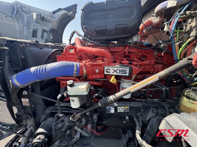 Drivers side engine for this 2023 Kenworth T680 (Stock number: UPJ231782)