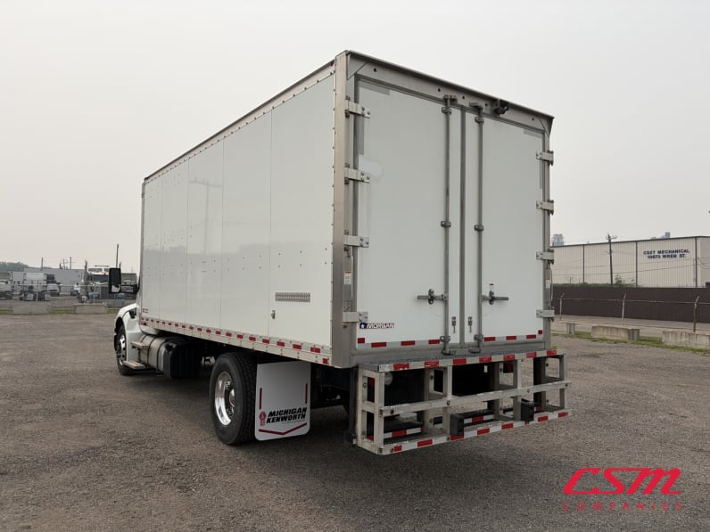 Exterior rear driver side for this 2023 Kenworth T280 (Stock number: UPM237617)Weeee