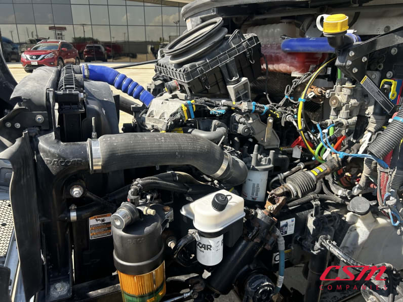 Drivers side engine for this 2023 Kenworth T280 (Stock number: UPM237621)Weeee