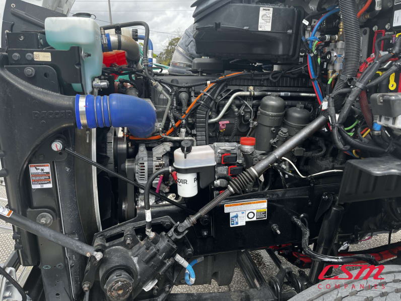 Drivers side engine for this 2024 Peterbilt 567 (Stock number: URD646210)Weeee