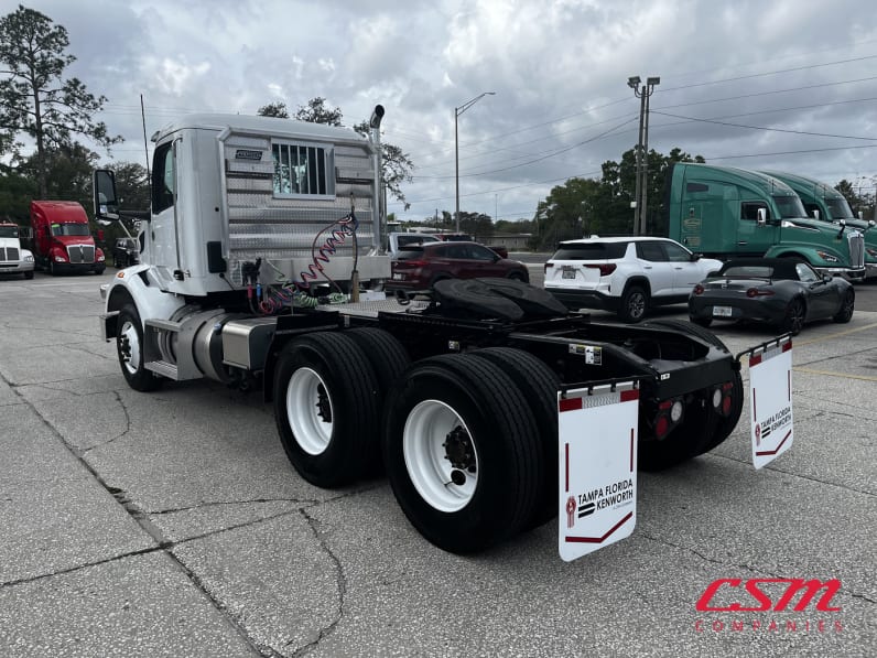 Exterior rear driver side for this 2024 Peterbilt 567 (Stock number: URD646210)Weeee