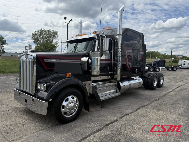 Exterior front drivers side for this 2024 Kenworth W900L (Stock number: URR336416)