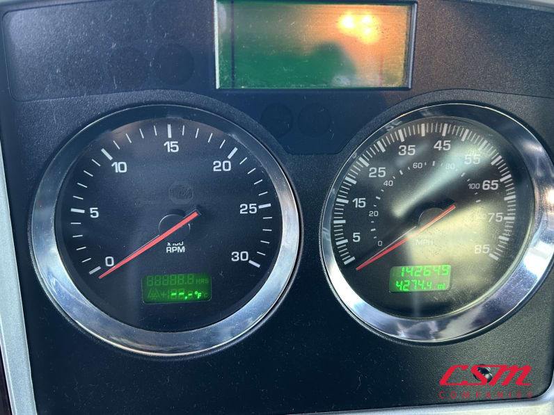 Mileage for this 2025 Kenworth W900L (Stock number: USR177257)