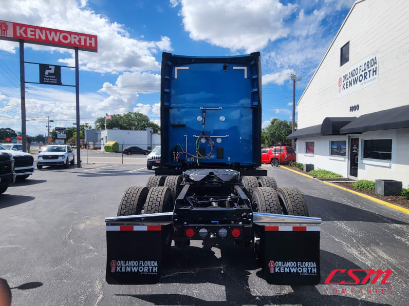 Exterior full rear view for this 2027 Kenworth T680 (Stock number: VJ233071)Weeee