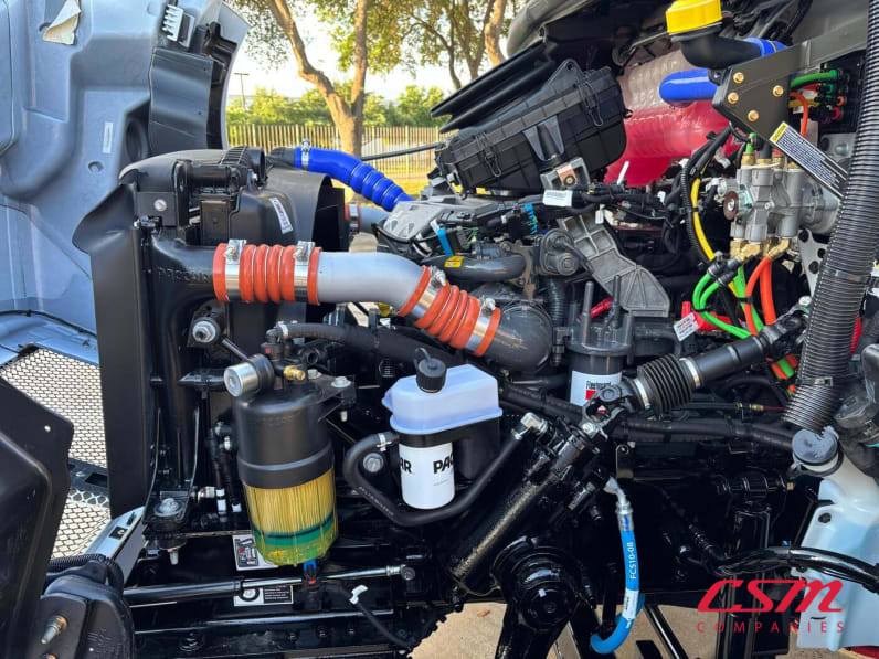 Drivers side engine for this 2027 Kenworth T280 (Stock number: VJ239142)Weeee