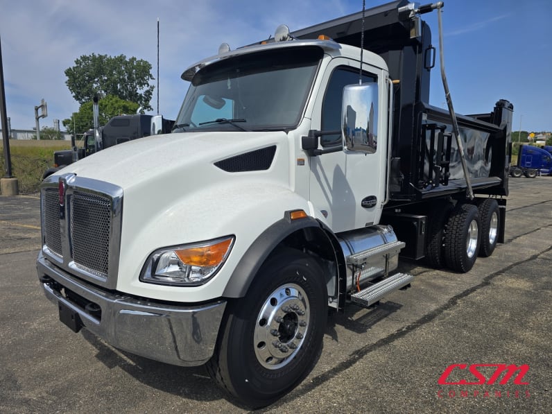 Exterior front drivers side for this 2027 Kenworth T480 (Stock number: VJ240613)Weeee