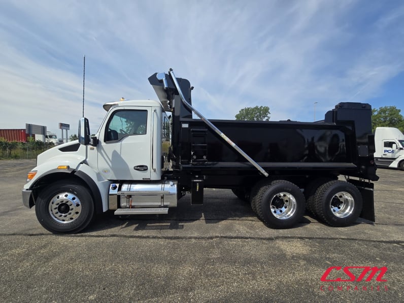 Exterior full driver side for this 2027 Kenworth T480 (Stock number: VJ240613)Weeee