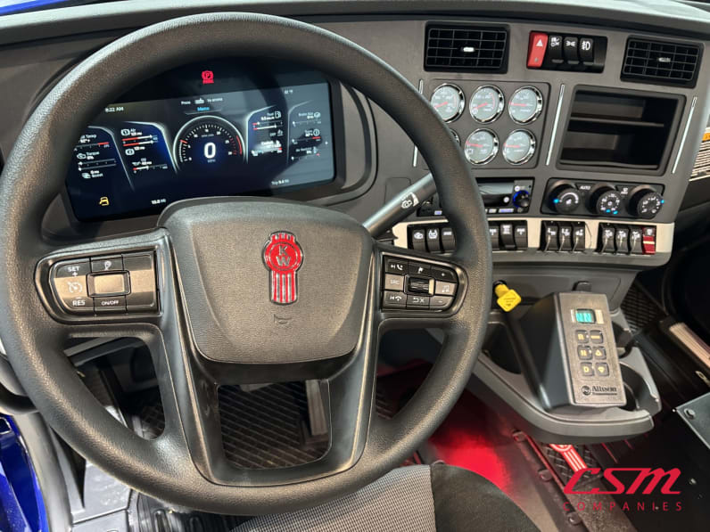 Interior dash for this 2027 Kenworth T880 (Stock number: VJ240625)Weeee