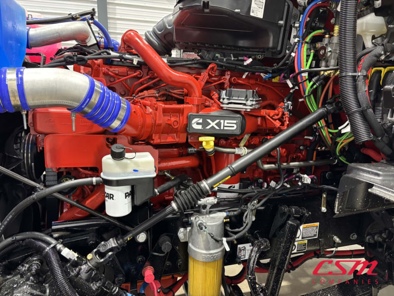 Drivers side engine for this 2027 Kenworth T880 (Stock number: VJ240848)Weeee