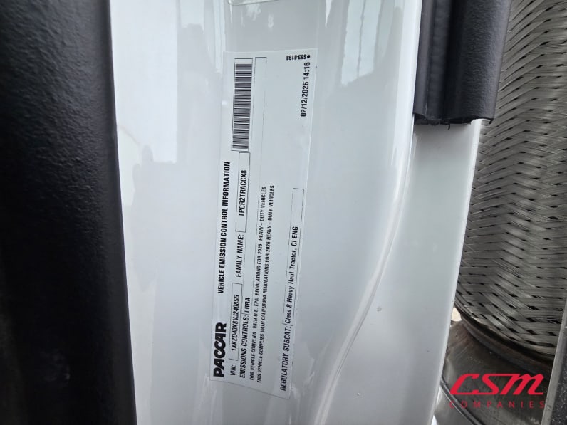 Interior passenger side sleeper for this 2027 Kenworth T880S (Stock number: VJ240855)Weeee