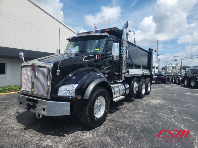 Exterior front drivers side for this 2027 Kenworth T880 (Stock number: VJ243554)Weeee