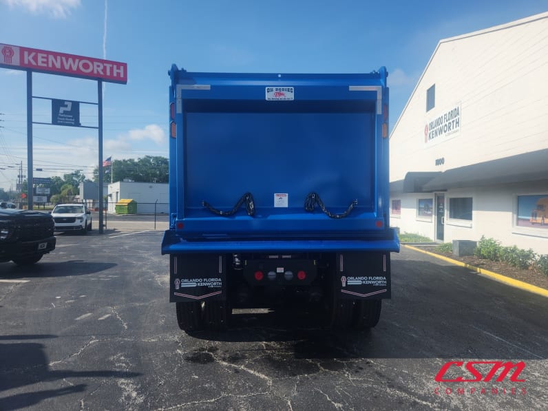 Exterior full rear view for this 2027 Kenworth T880 (Stock number: VJ243582)Weeee