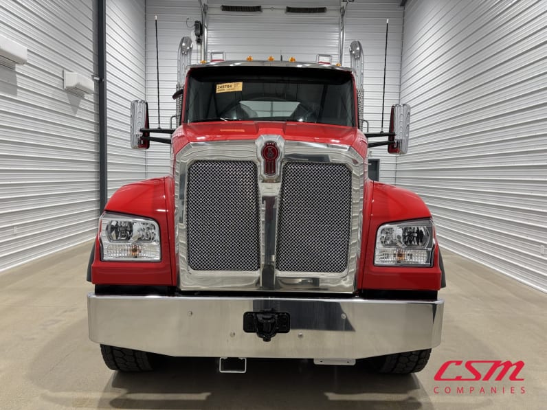 Exterior full front view for this 2027 Kenworth T880S (Stock number: VJ249784)Weeee