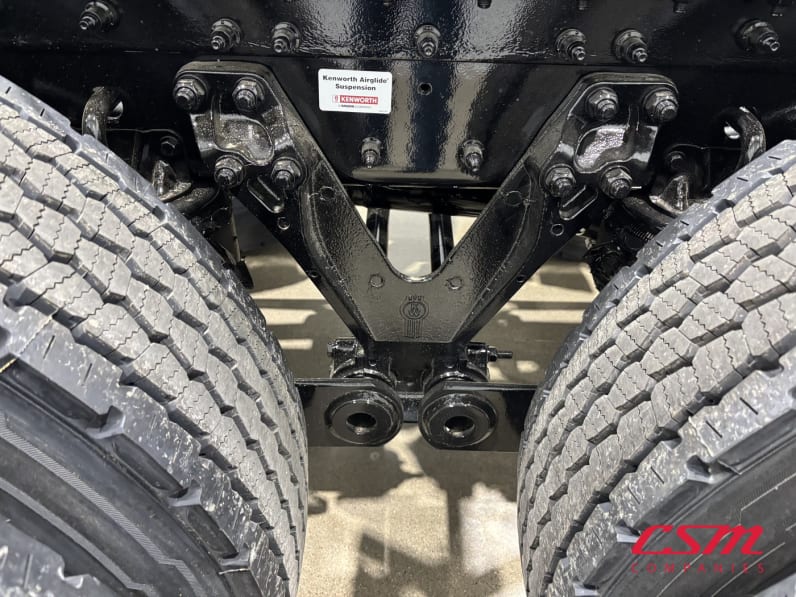 VJ249792-2027-Kenworth-T880-SuspensionWeeee