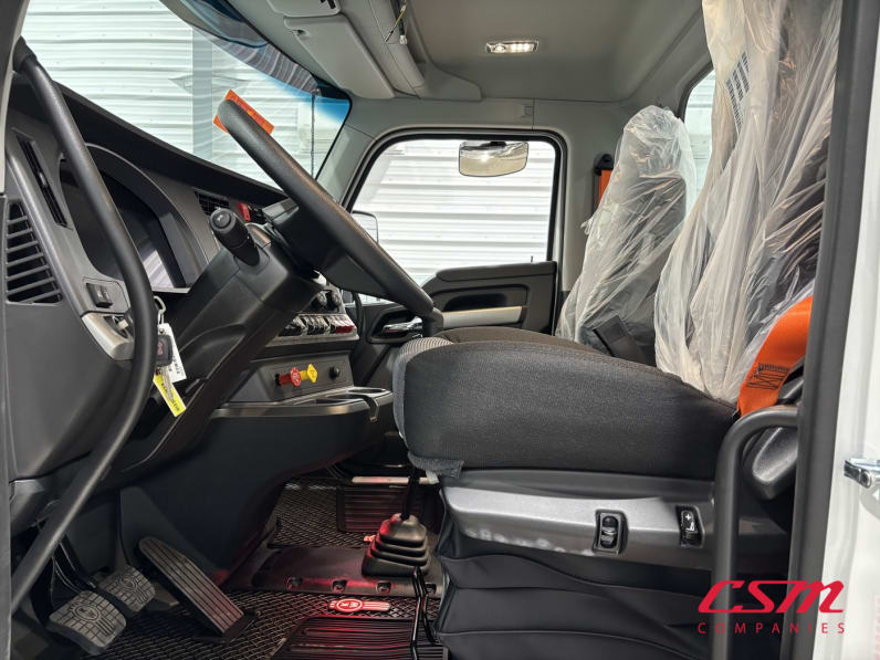 Drivers side door open for this 2027 Kenworth T880 (Stock number: VJ249792)Weeee