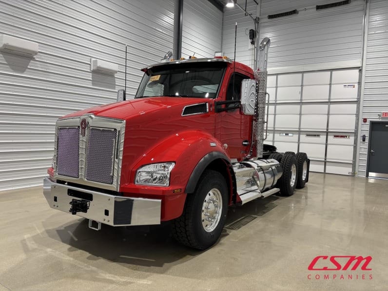 Exterior front drivers side for this 2027 Kenworth T880 (Stock number: VJ259943)Weeee
