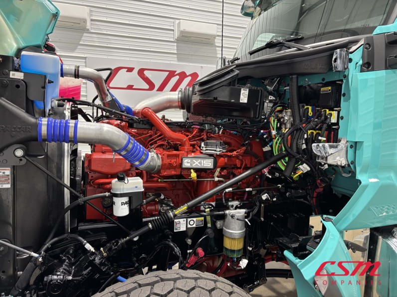 Drivers side engine for this 2027 Kenworth W990 (Stock number: VJ266990)Weeee