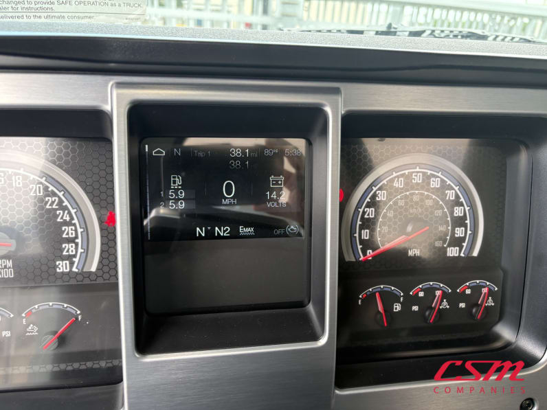 Mileage for this 2027 Mack Pinnacle PI64 (Stock number: VM021597)Weeee