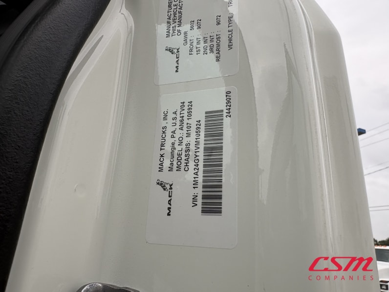 VIN tag for this 2027 Mack Anthem ANT64 (Stock number: VM105924)Weeee