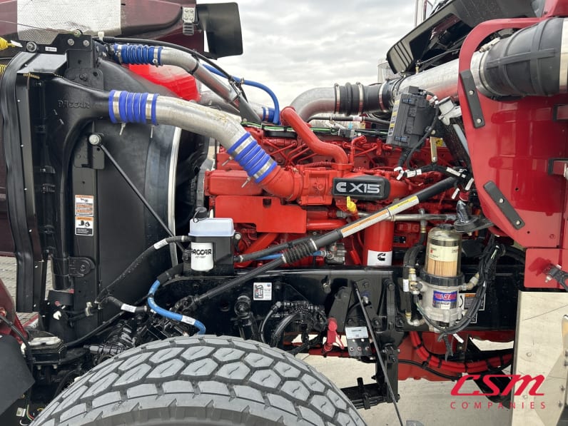 Drivers side engine for this 2027 Kenworth W900L (Stock number: VR234541)Weeee