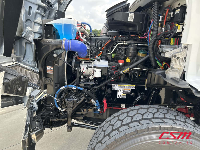 Drivers side engine for this 2027 Kenworth T880 (Stock number: VR241915)Weeee