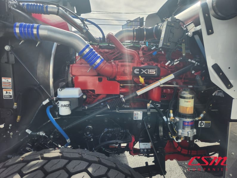 Drivers side engine for this 2027 Kenworth W900L (Stock number: VR250578)Weeee