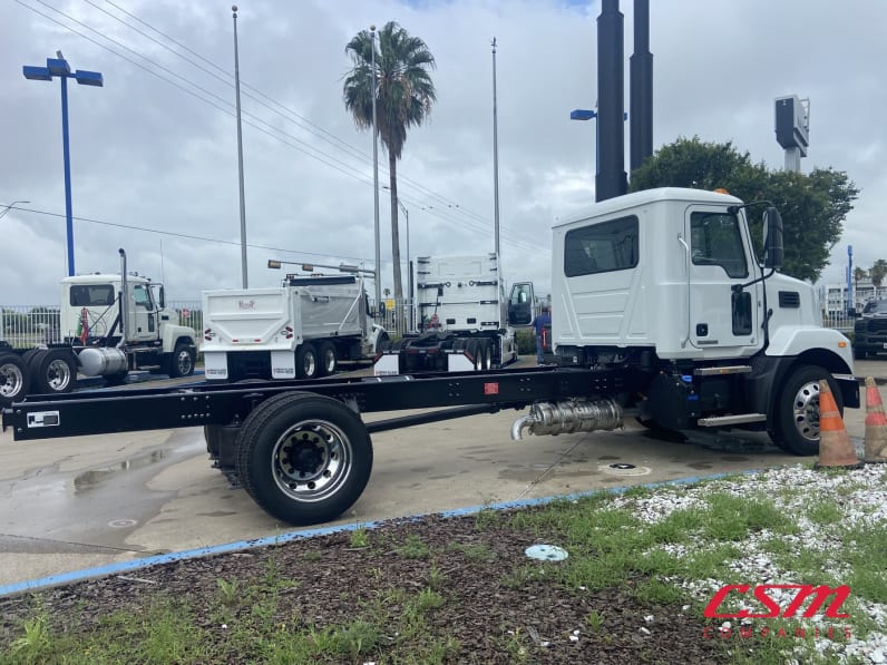 Exterior rear passenger side for this 2027 Mack MD6 (Stock number: VS020326)Weeee