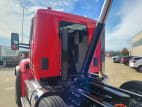 SJ173930-2025-Kenworth-T880