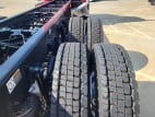 Passenger side rear frame and tire tread for this 2025 Kenworth T880 (Stock number: SJ173930)