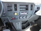 Interior radio and navigation system for this 2025 Kenworth T280 (Stock number: SM166151)